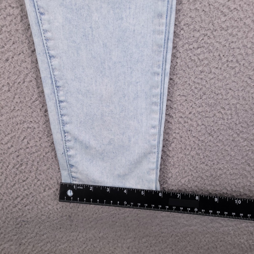 LEVIS 711 Jeans Size 30 Skinny Mid Rise Light Acid Wash Stretch Denim - Picture 13 of 14